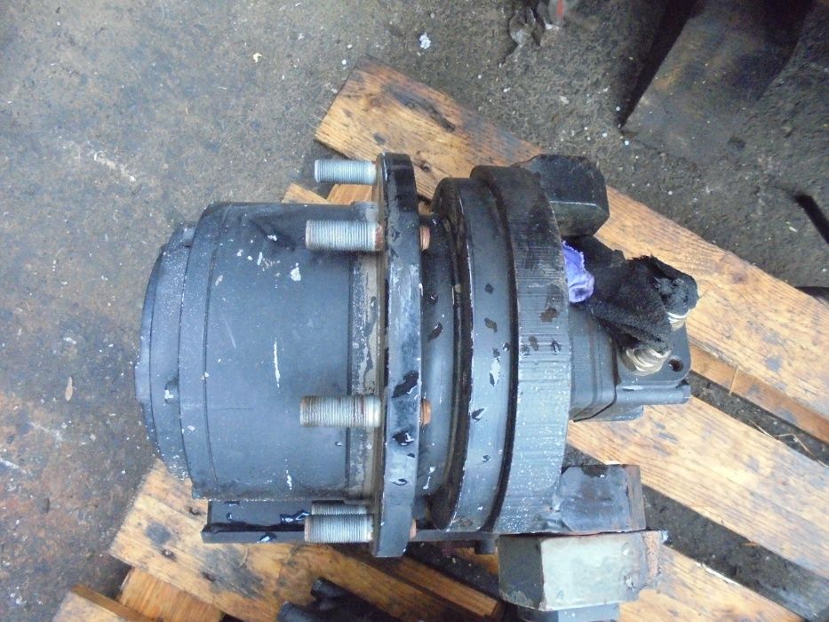 Transmisii Brevini CTD2050SL3 PZ1470E7 cu hidromotor