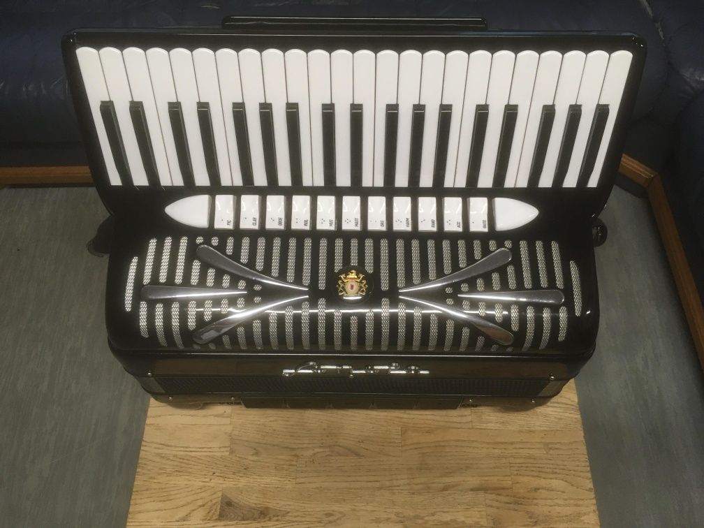 Acordeon Sonola R460 (Guerrini)
