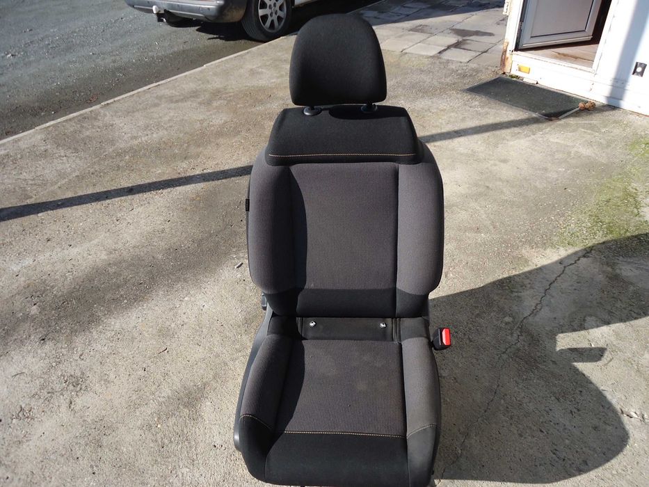 Седалка за Ситроен С3 2018 г.