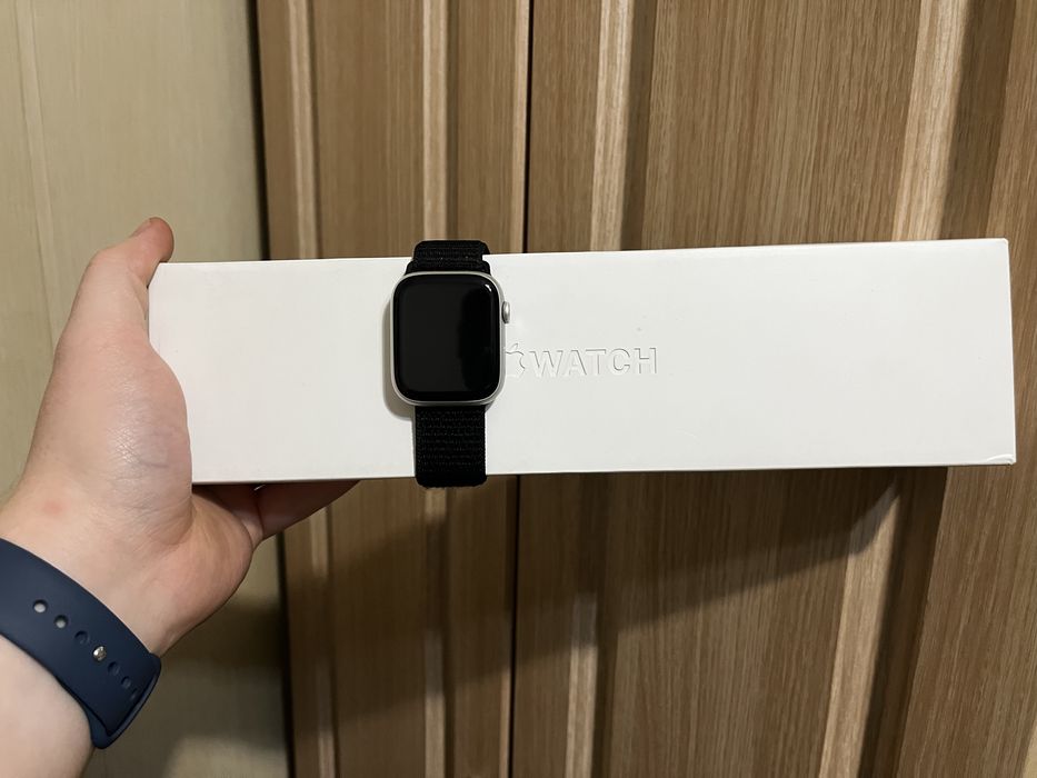 Продам Apple Watch 8 серии 45мм