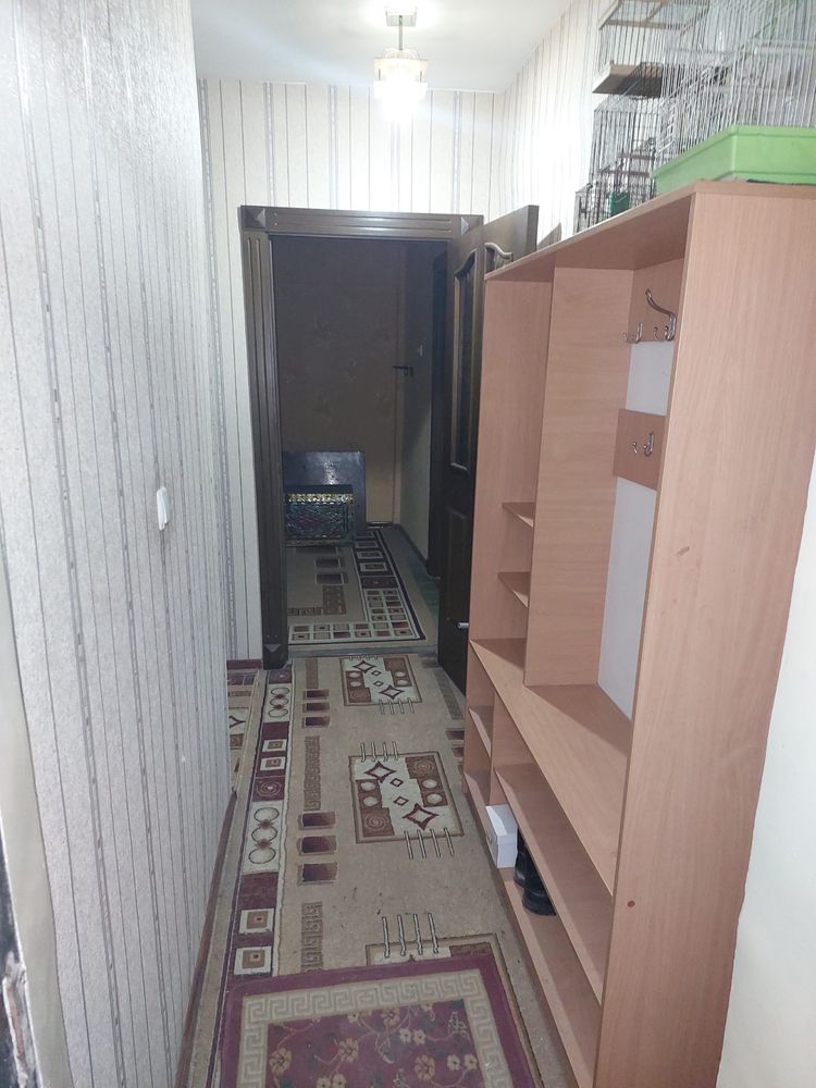 Сотилади 2/4/4 Коракамиш 2/4