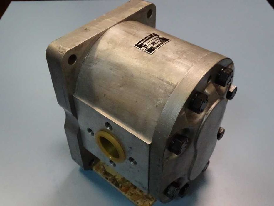 Хидравлична помпа "Хидравлика" А325X 105 Bar 1500 min-1 Hydraulic pump