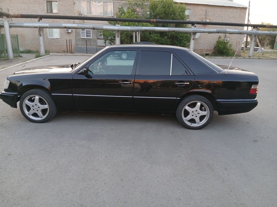 Мерседес 124 Е280