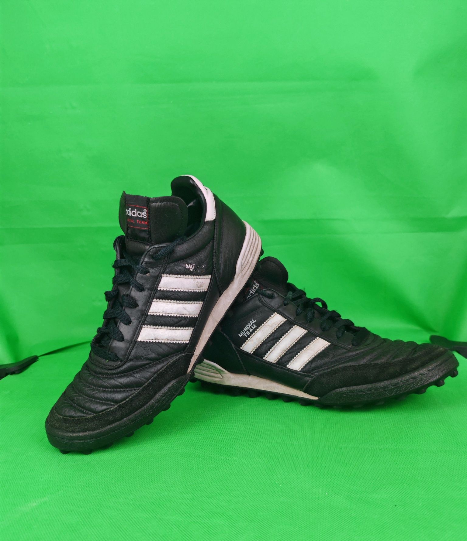 Оригинални стоножки adidas COPA Mundial