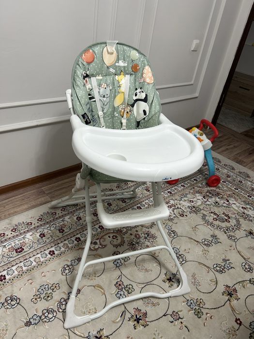 Детский стол для кормления