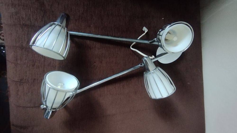 Продам  люстру в отличном состоянии