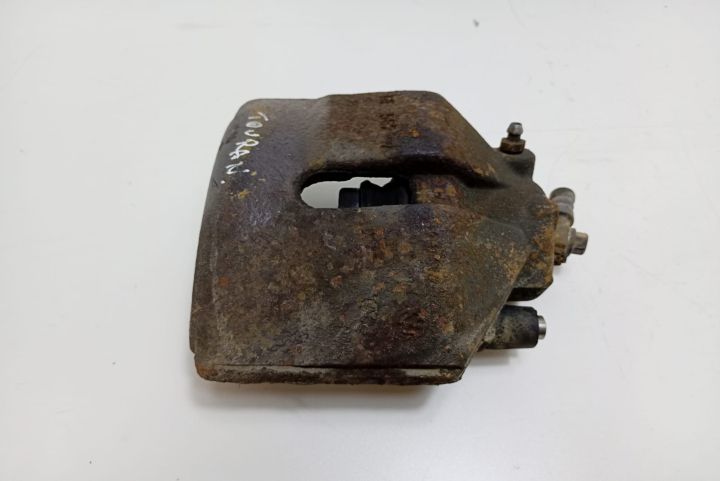 Etrier  dreapta fata Volkswagen VW Touran prima generatie (facelift)