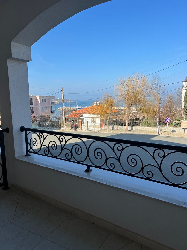 Продава се Двустаен апартамент в Черноморец - 81 кв.м за 1420 €/кв.м - Снимка #20