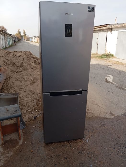 Продам холодильник самсунг