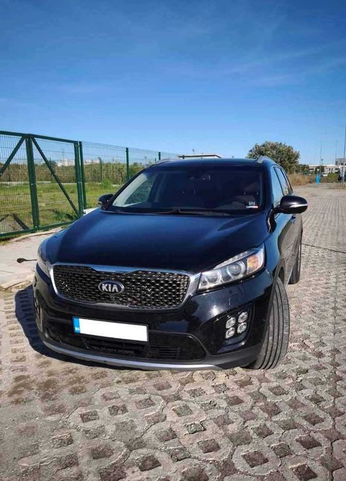 Продавам Kia Sorento 2. 2 CRDI 200к. с. AWD 2015г