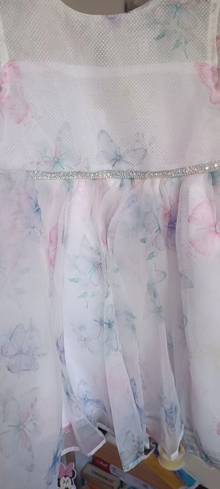 Рокля размер 3-4 години