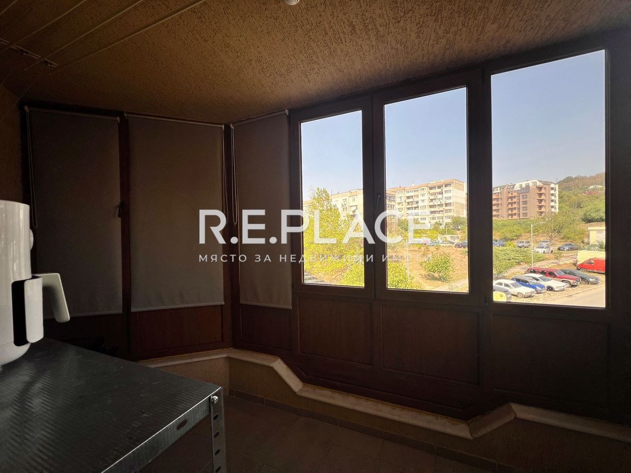 Продава се Тристаен апартамент в Варна, Възраждане 4 - 133 кв.м за 1627 €/кв.м - Снимка #7