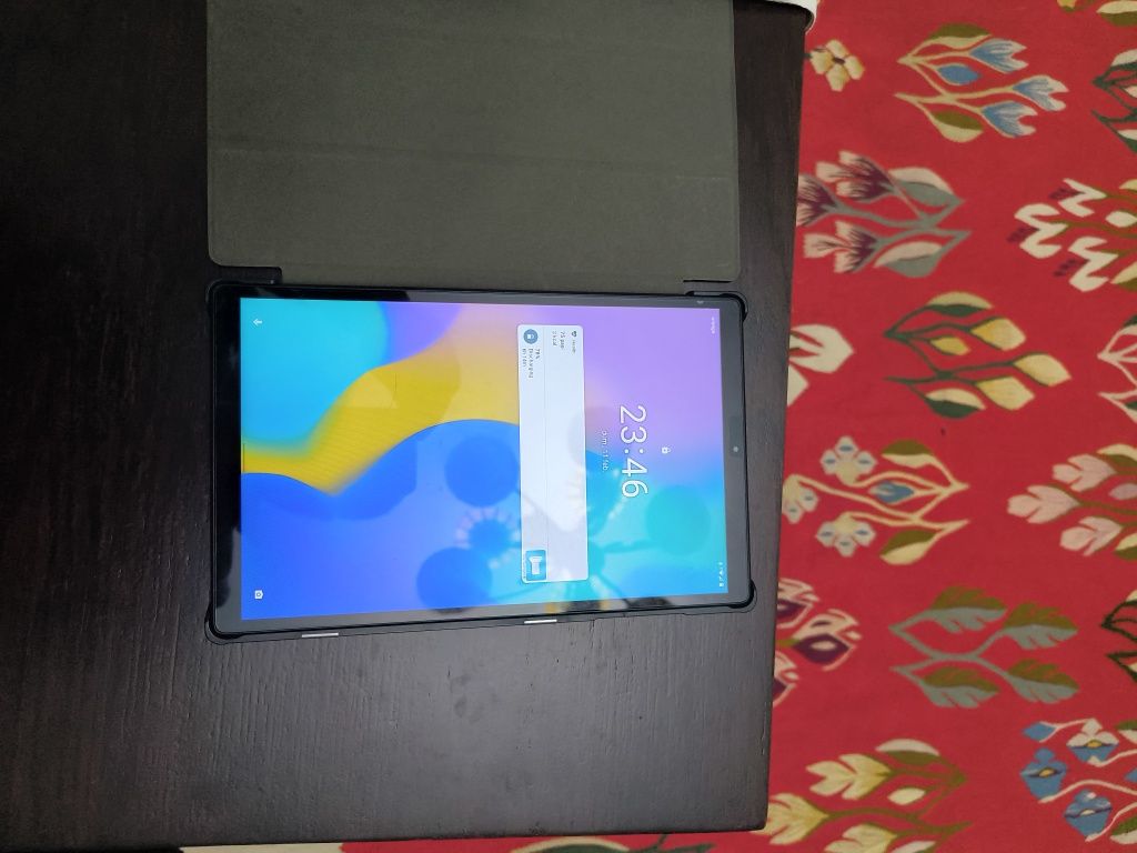 Tableta Lenovo Tab M10HD, model TB x -306x