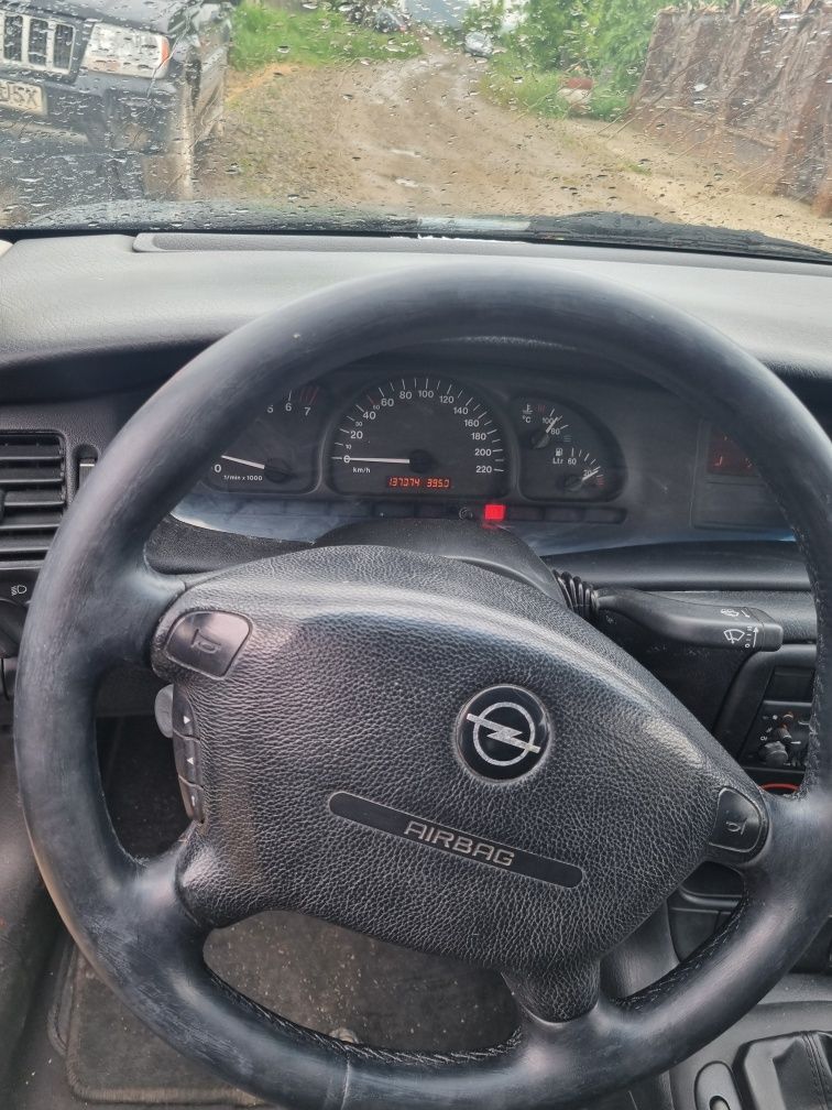 opel vectra B din 2000