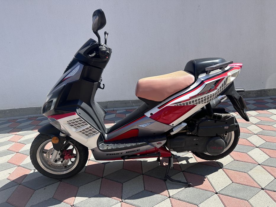 Motocicleta Yiben