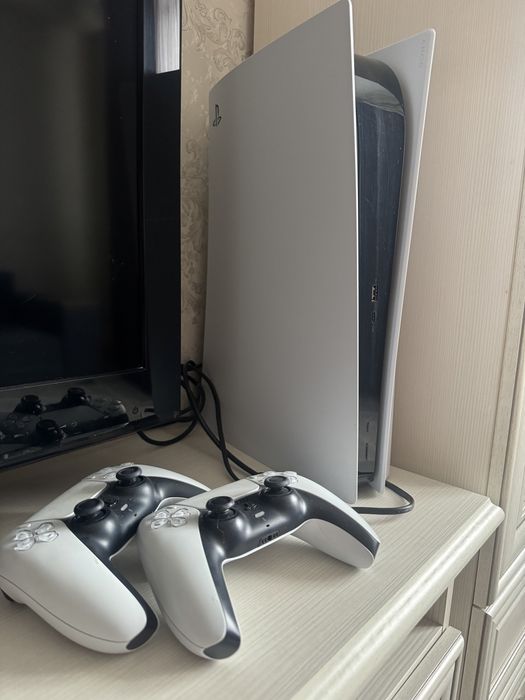 Продам ps5 в идеальном состоянии