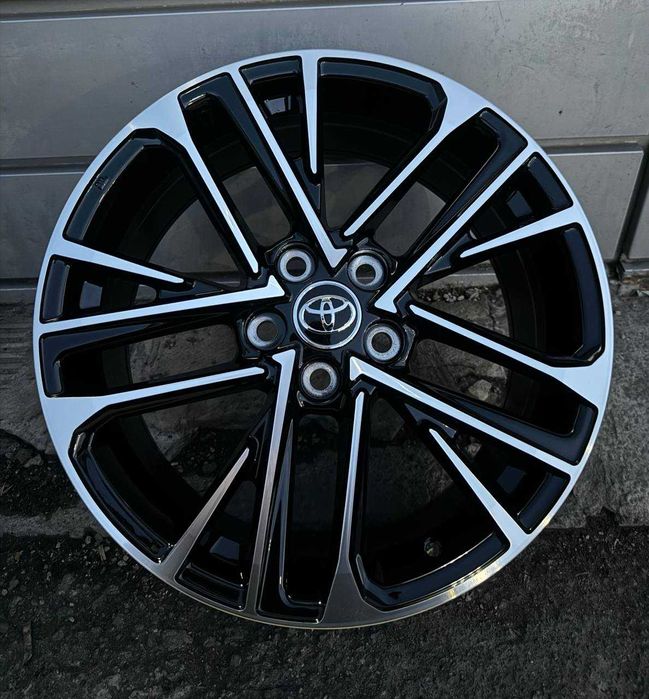 Новые авто  диски R18 toyota camry