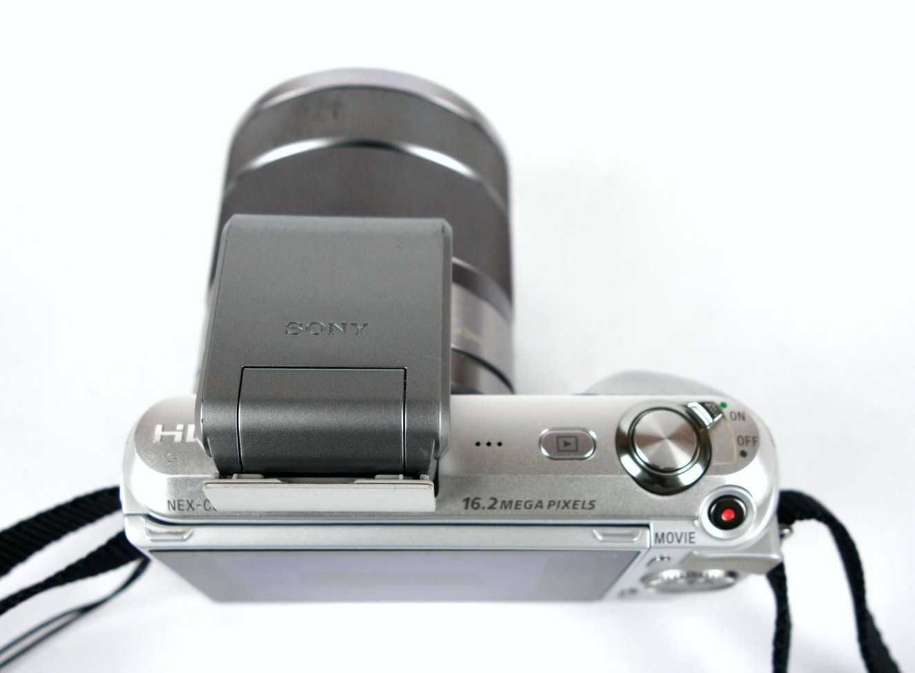 Фотоапарат Sony NEX-C3 + обектив Sony SEL 1855