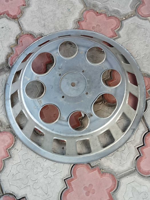 Колпак колеса продам