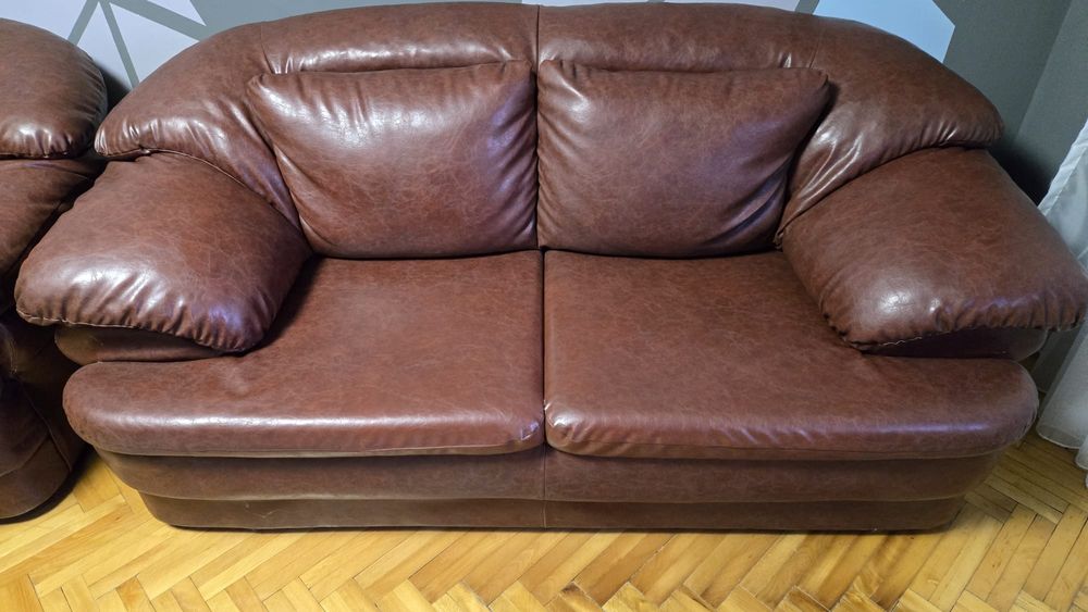 Vand canapea piele compusa din 3 corpuri