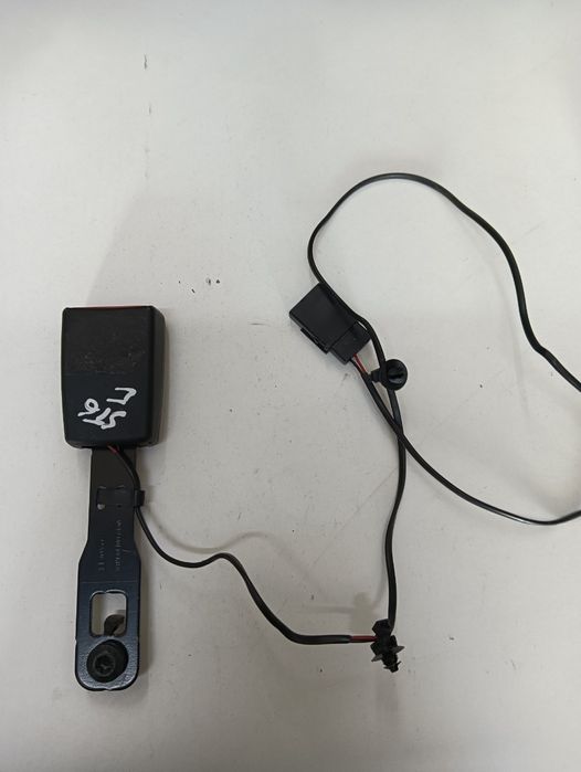 Pretensionare  stanga fata FIAT 500L 199, 351_, 352_ 2012 - >