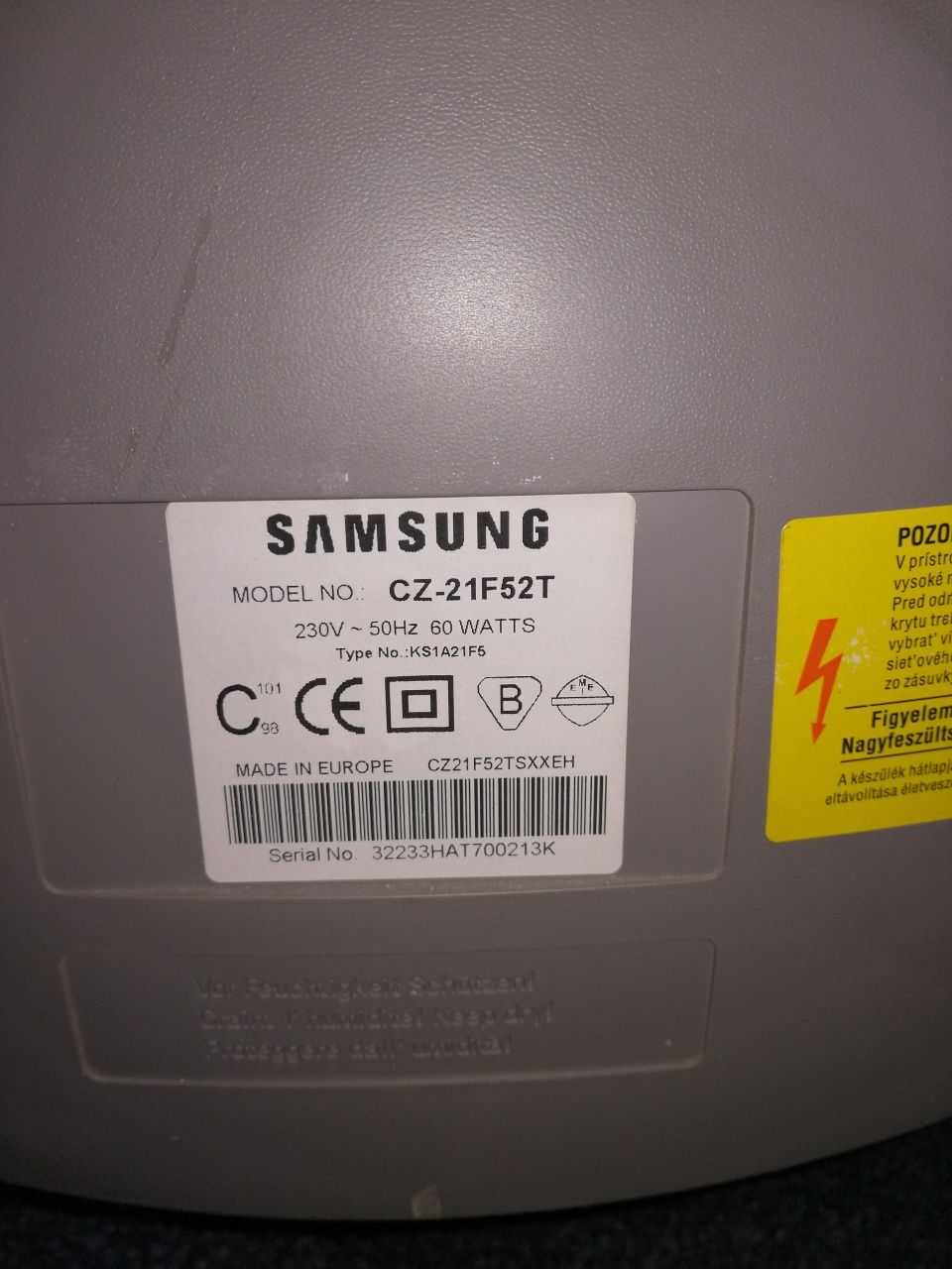 Vând televizor marca Samsung.