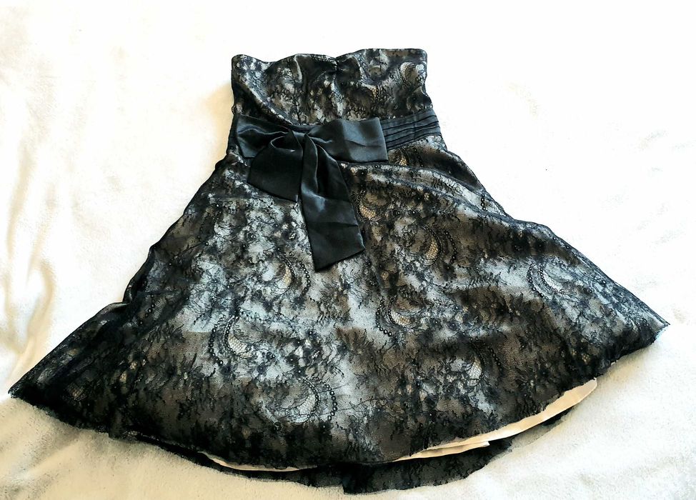 Rochie neagra cu jupa si dantela,New look, M, baby dool