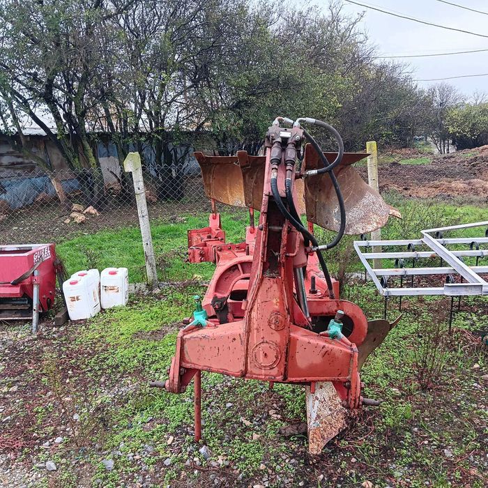 плуг обръщач 3x35-40