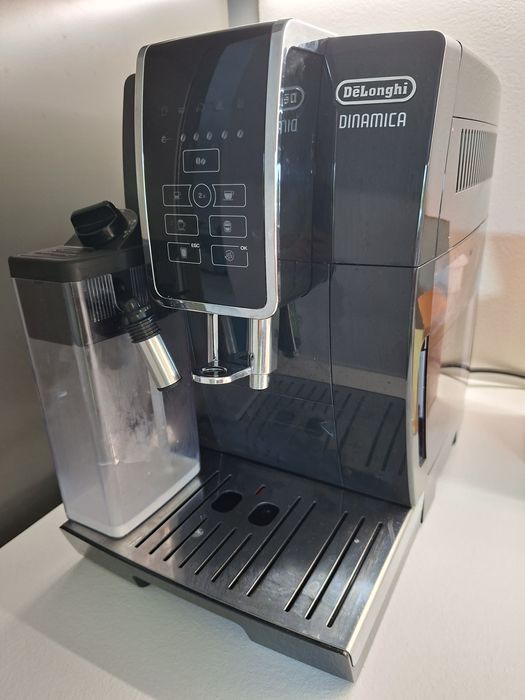 Espresor Delonghi Dinamica