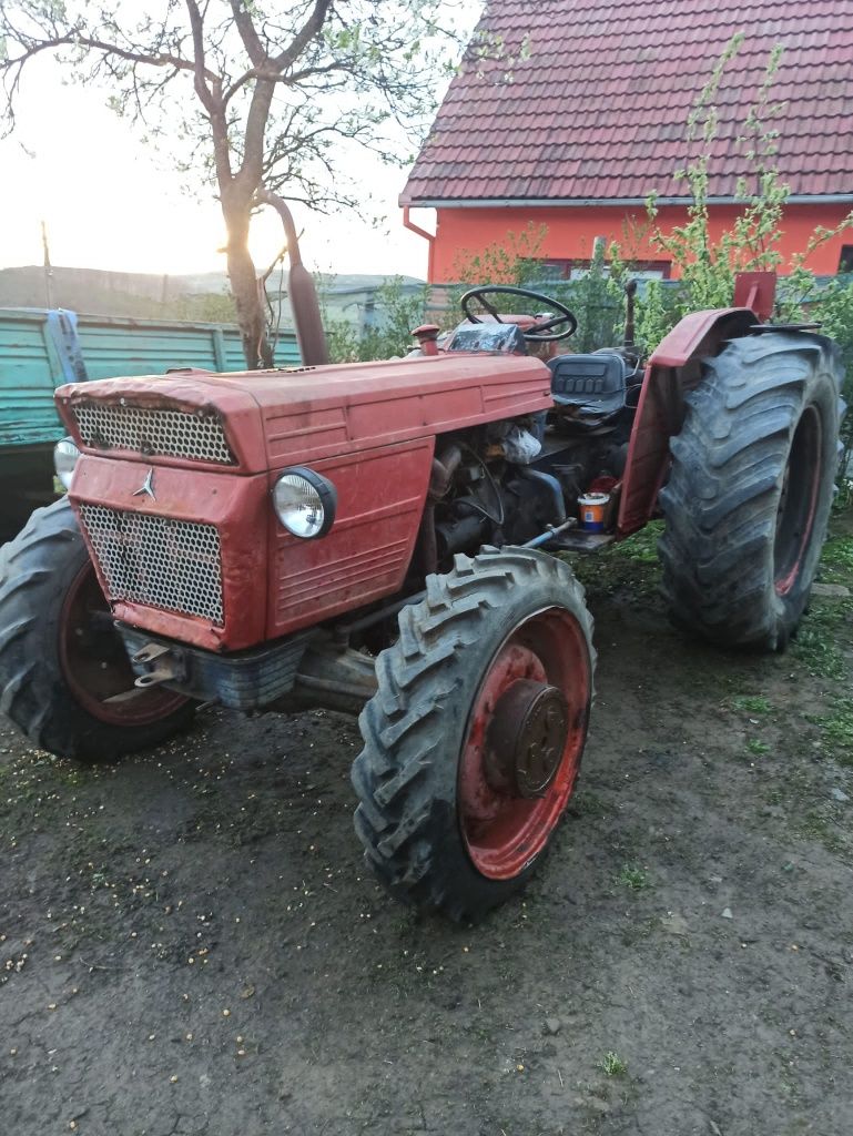 Vând tractor same