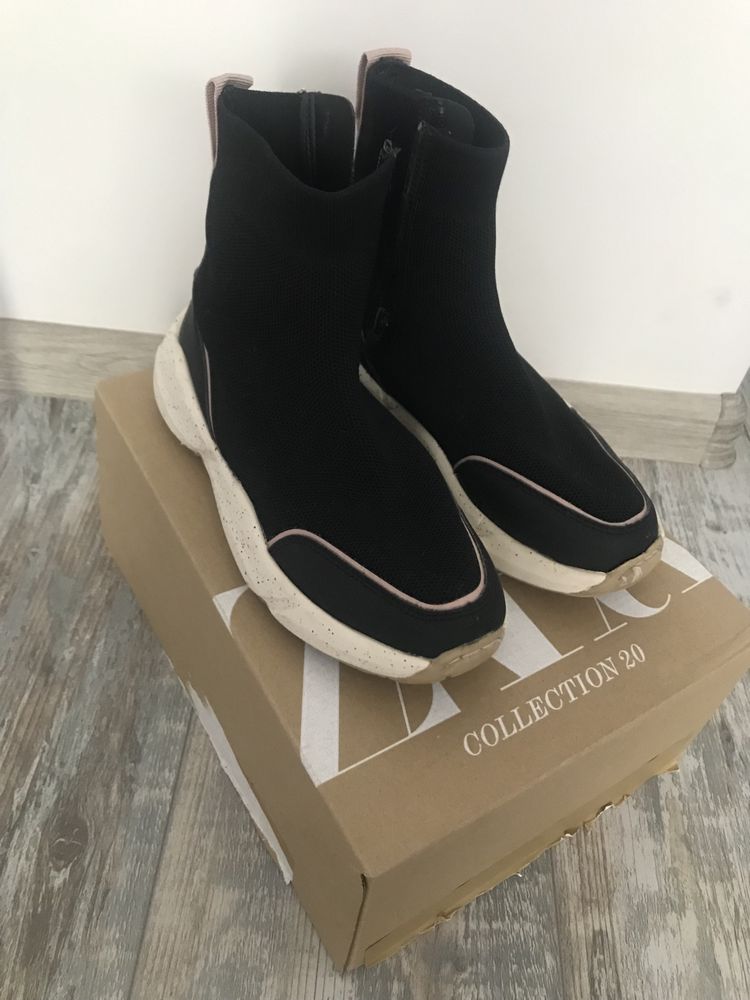 Zara -кецове