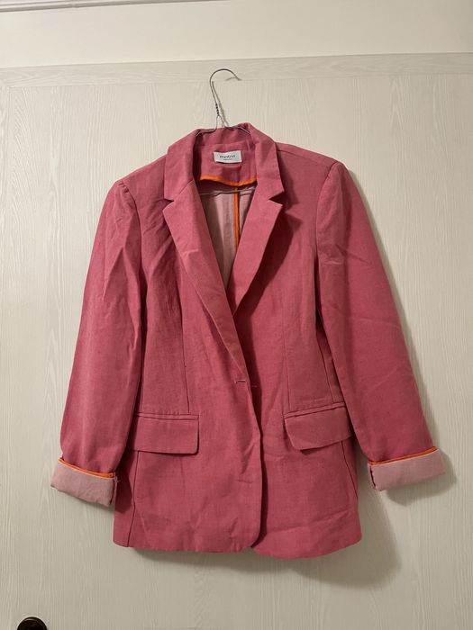 Розов Костюм от MOTIVI