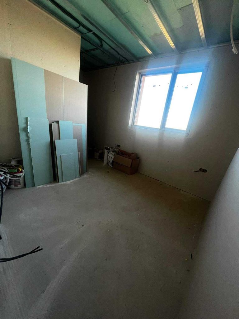 Продава се Къща в Пловдив, Център - 140 кв.м за 1358 €/кв.м - Снимка #9