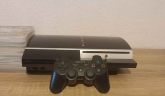 Плейстешан 3 с два контролера