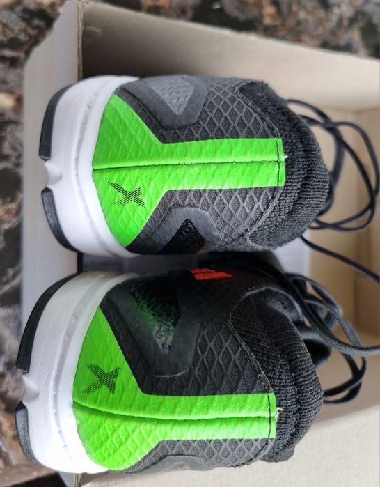 Vând adidași pentru fotbal Adidas xspeedportal.3  tf mărimea 40.