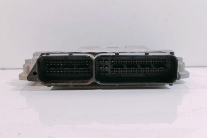 Calculator Motor  Bosch ECU  03G906021PD / 0281014073 / 1039S22812 Sk