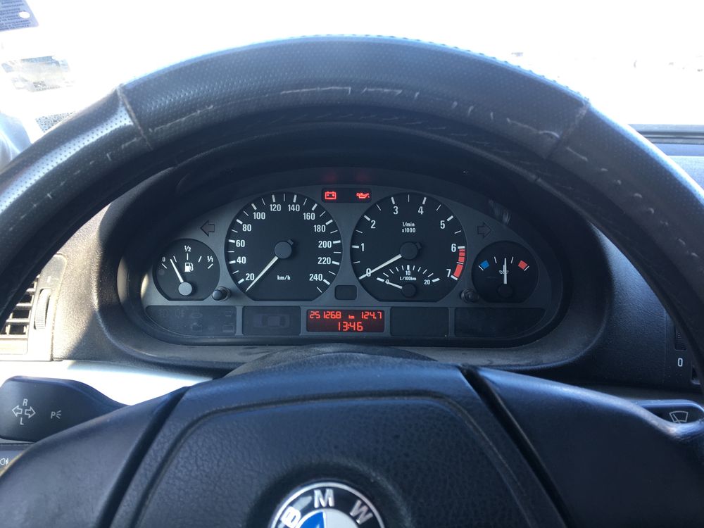 BMW 318 i м. август 2000 г. бензин-газ