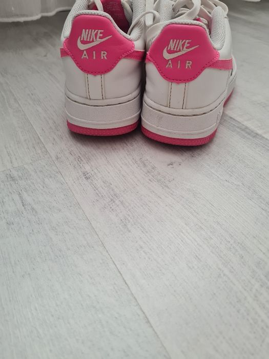 Nike Air Force fete.