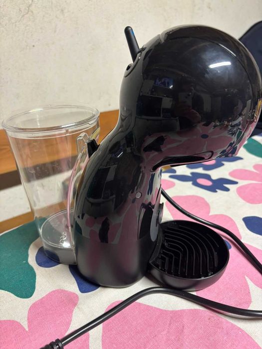 Кафемашина капсули NESCAFÉ® Dolce Gusto® от KRUPS Piccolo XS