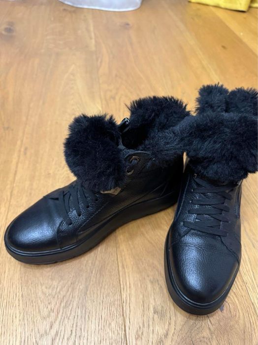 Vand ghete Geox imblanite marimea 38