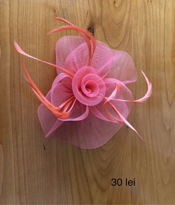 Voaleta crem/mov/corai