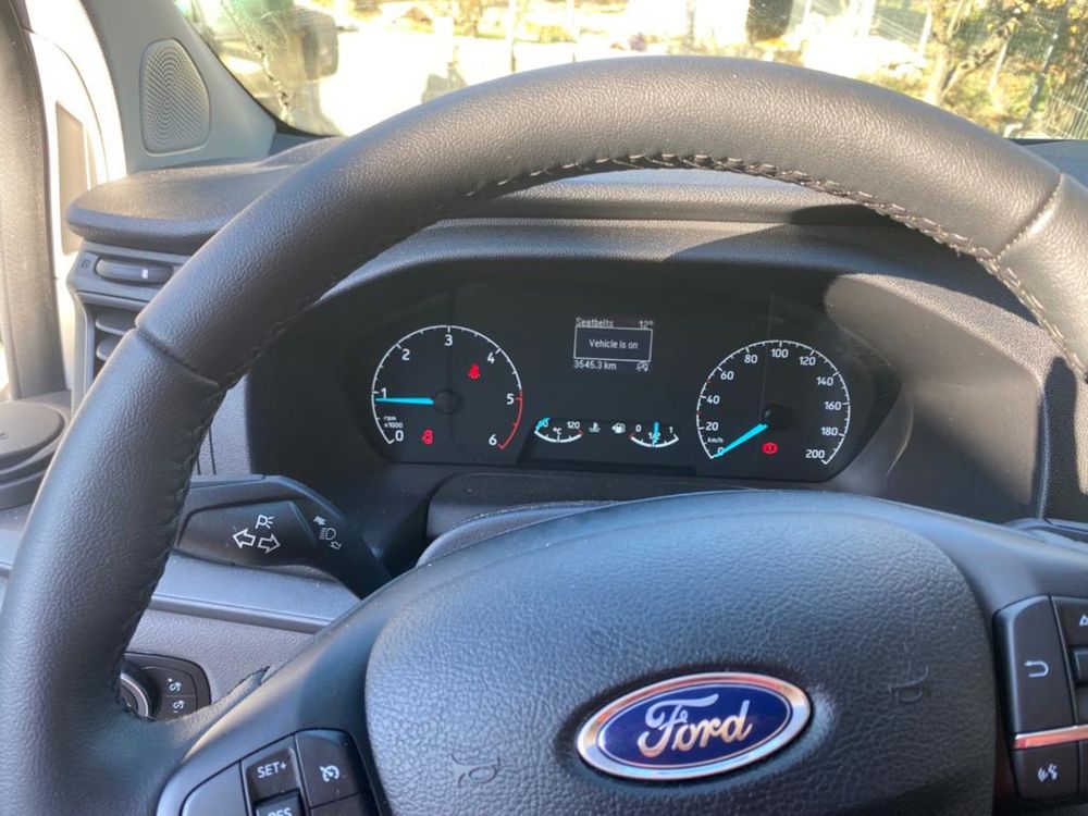Ford Transit Custom 300 L2H1 Trend 2.0 L 130CP 11.000 km