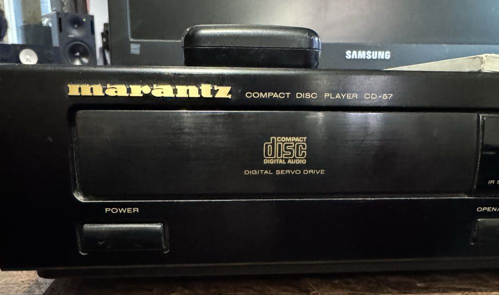 MARANTZ CD 57 компакт диск плейър в отлично състояние