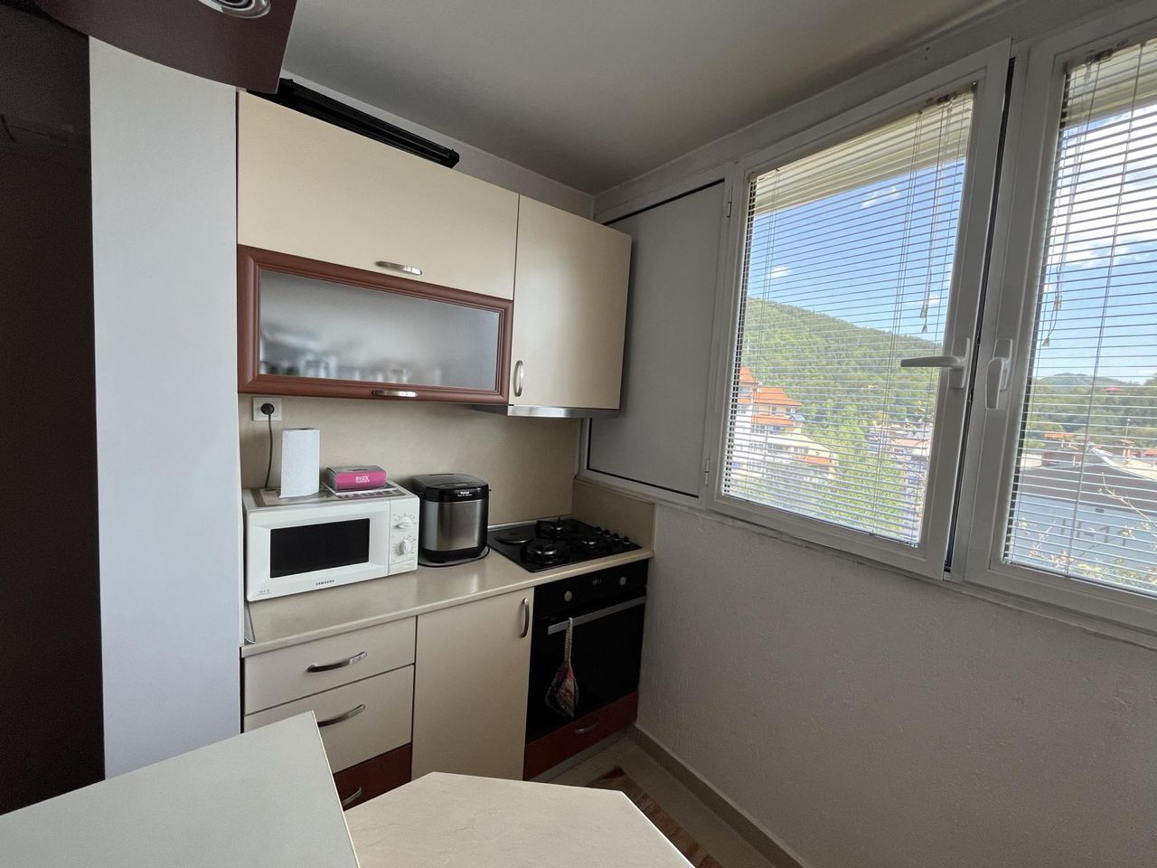Продава се Многостаен апартамент в Смолян, Невястата - 100 кв.м за 1020 €/кв.м - Снимка #8
