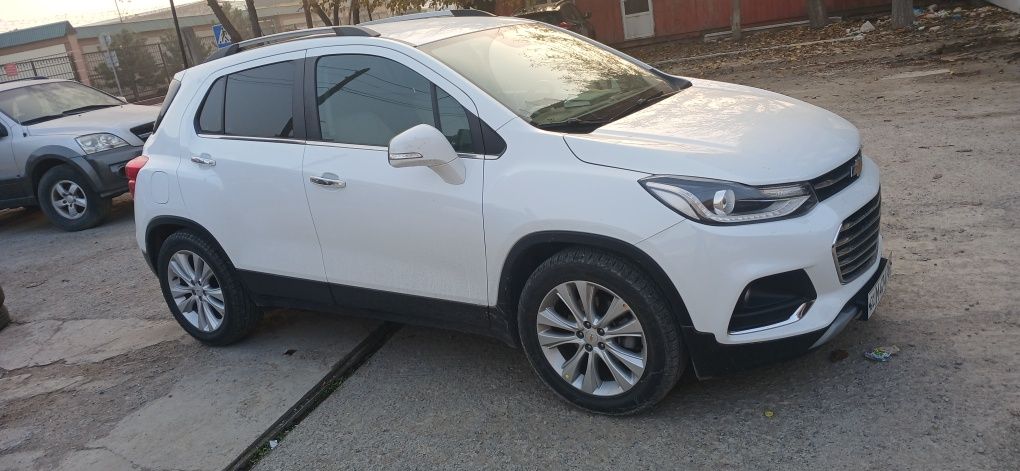 Tracker 1 premier