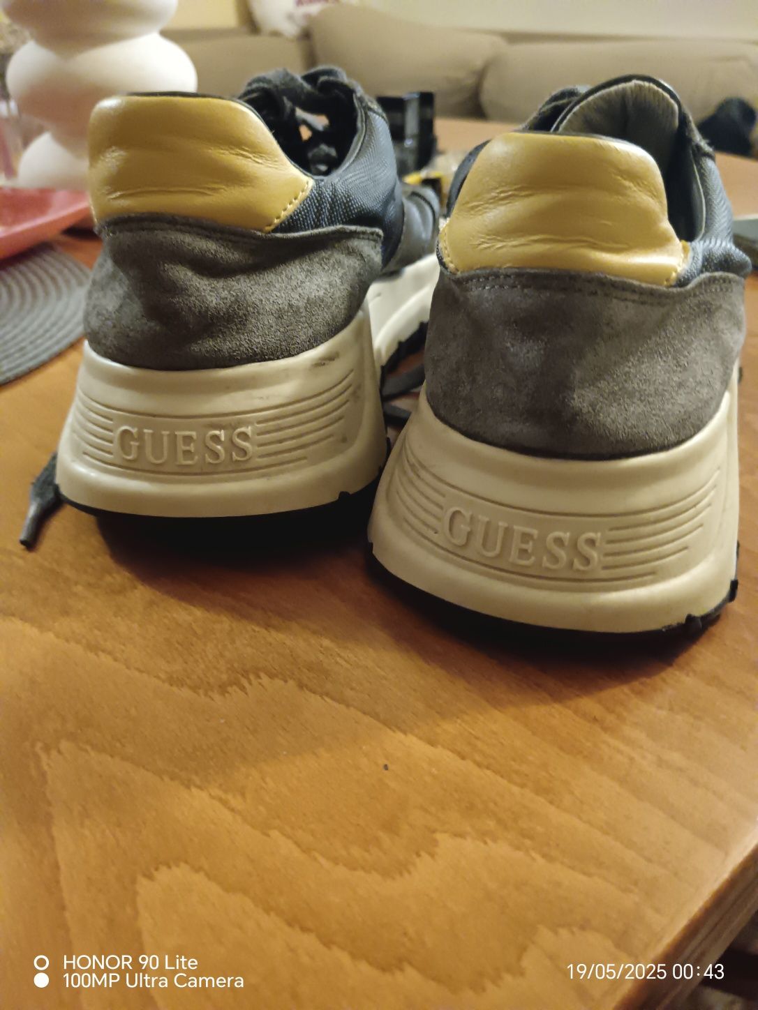 Мъжки маратонки Guess 41
