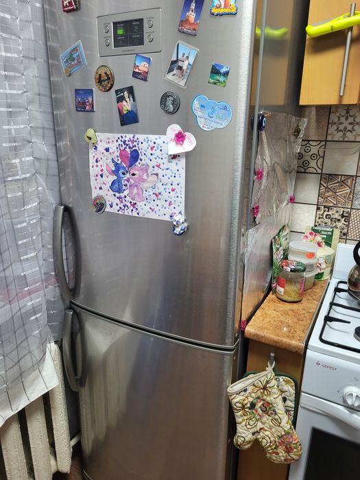 Продам холодильник