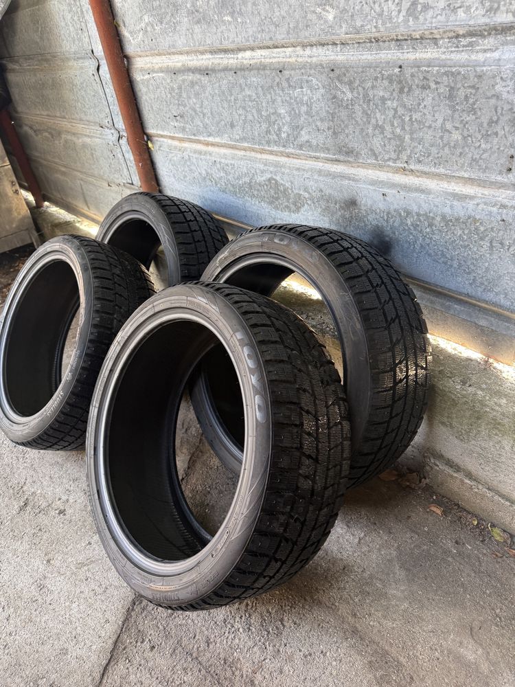 Зимни Гуми Toyo - 275/40R22