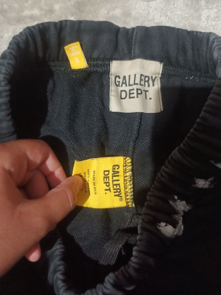 Pantaloni Gallery Dept Flared