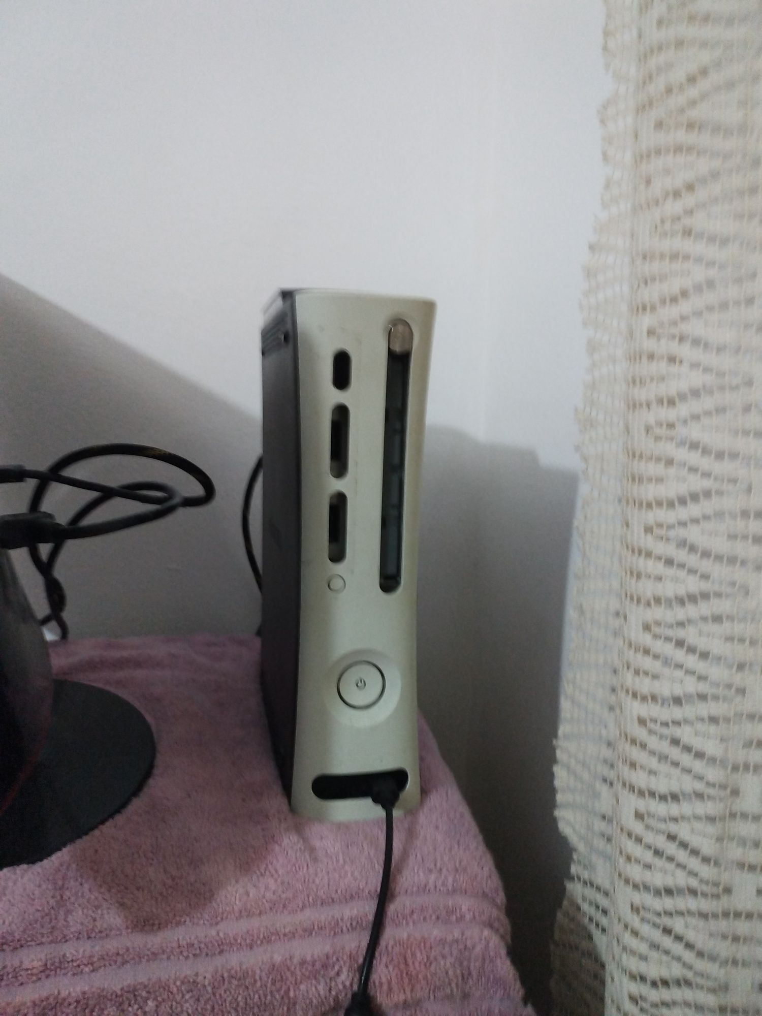 vand xbox 360 o singura maneta